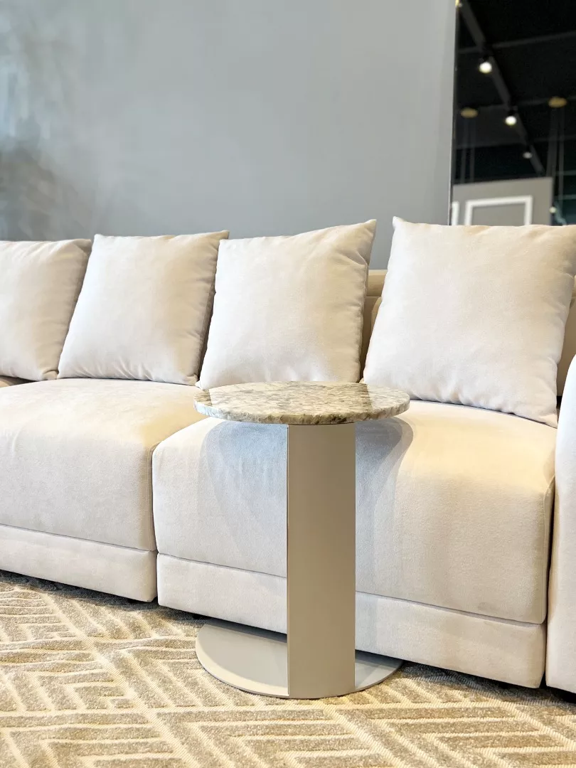 Mesa Auxiliar Livv (Encaixe)