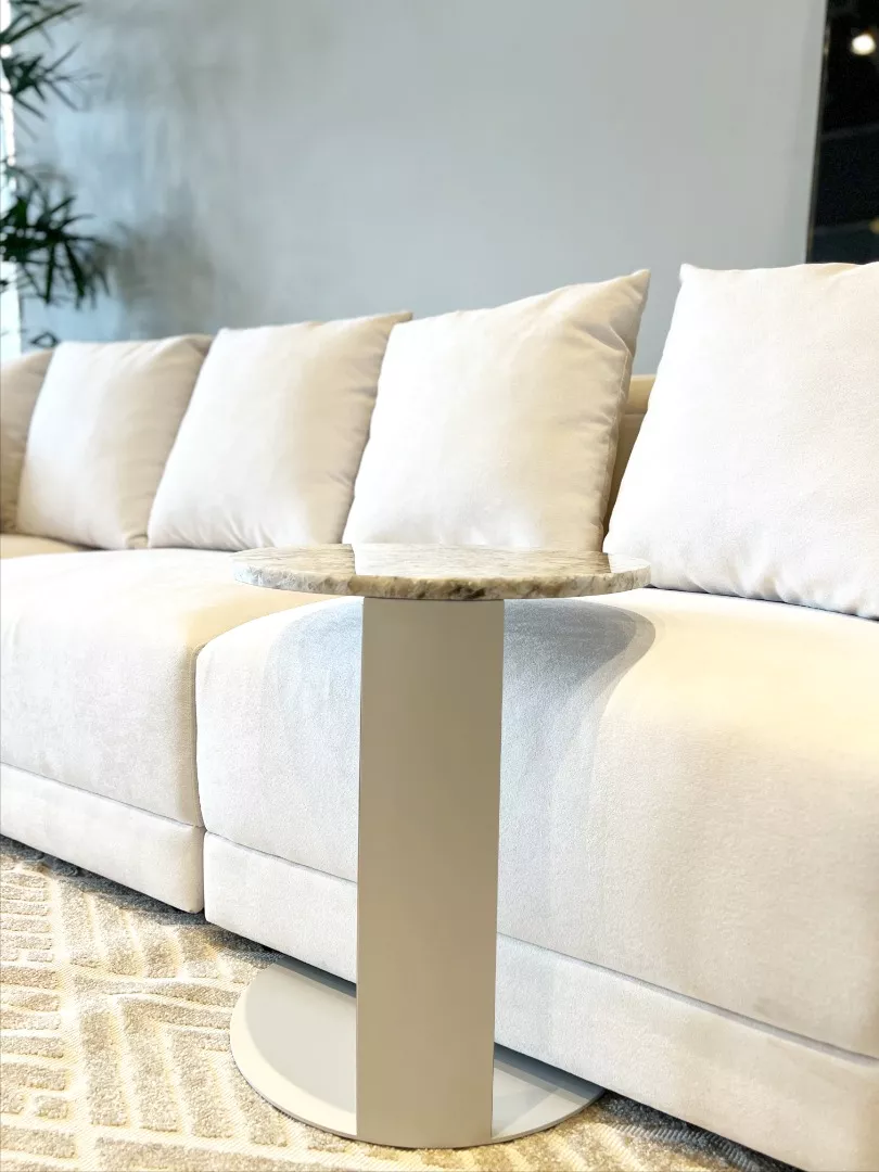 Mesa Auxiliar Livv (Encaixe)