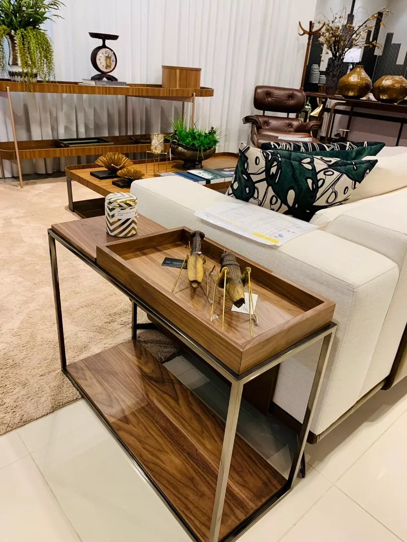 Mesa Auxiliar Quadra