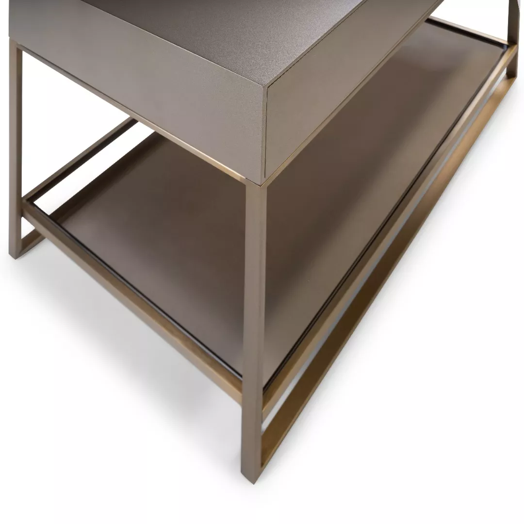 Mesa de Cabeceira Flat