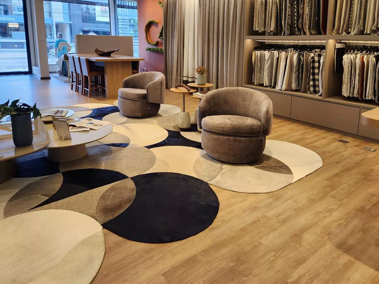 Poltrona Clara Giratória