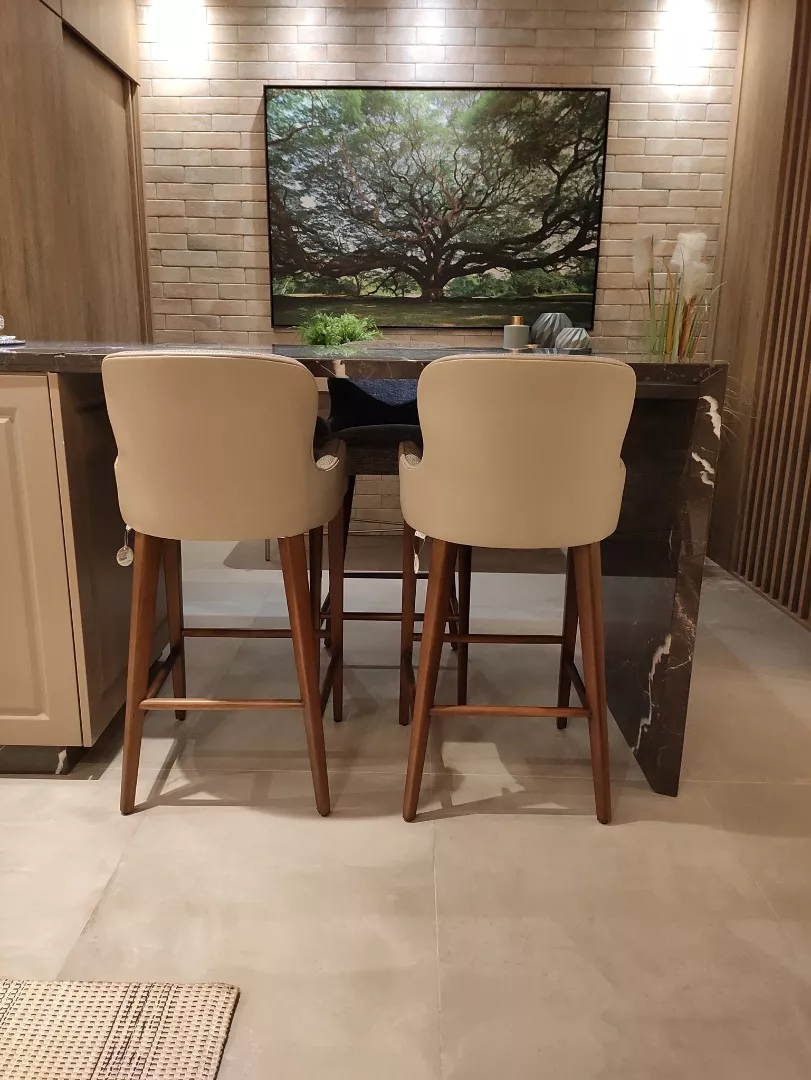 Banqueta Alta Samara