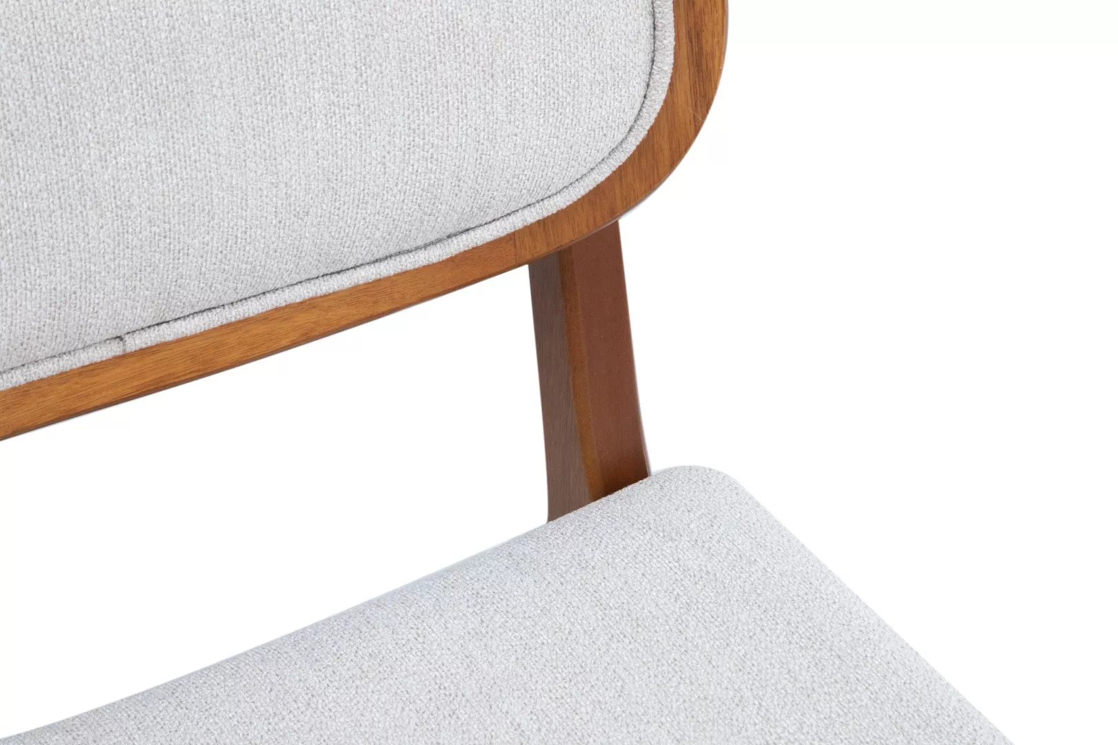 Cadeira Malta Escosto Estofado