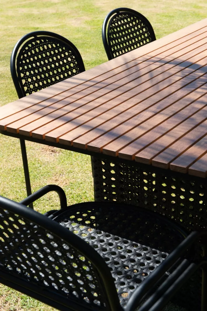 Mesa de Jantar Emília 10L