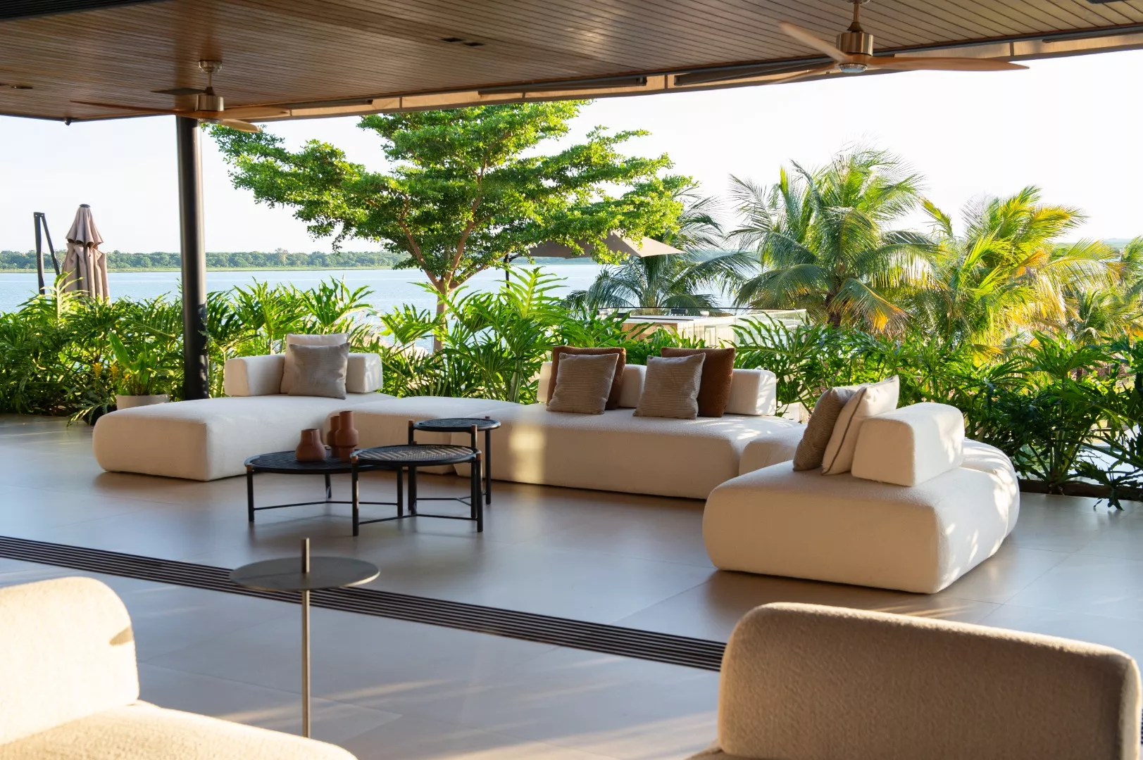 Módulo Pufe Curvo Amara