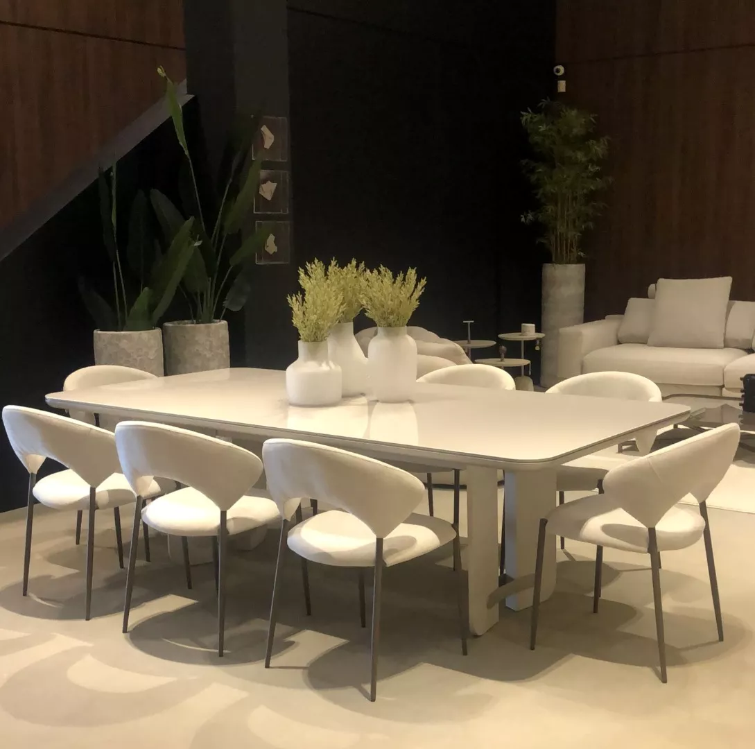 Mesa de jantar Maneia