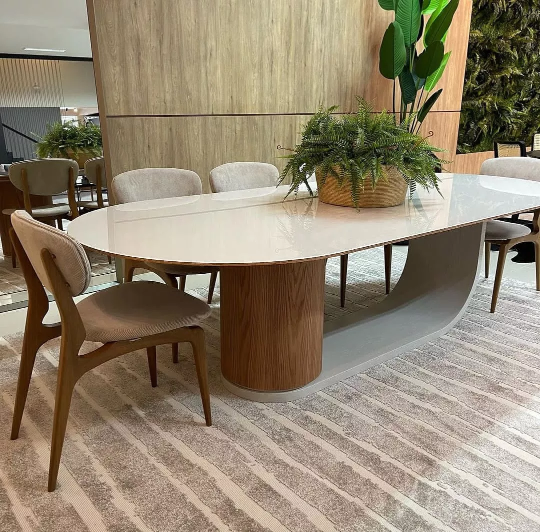 Mesa de Jantar Rotonda