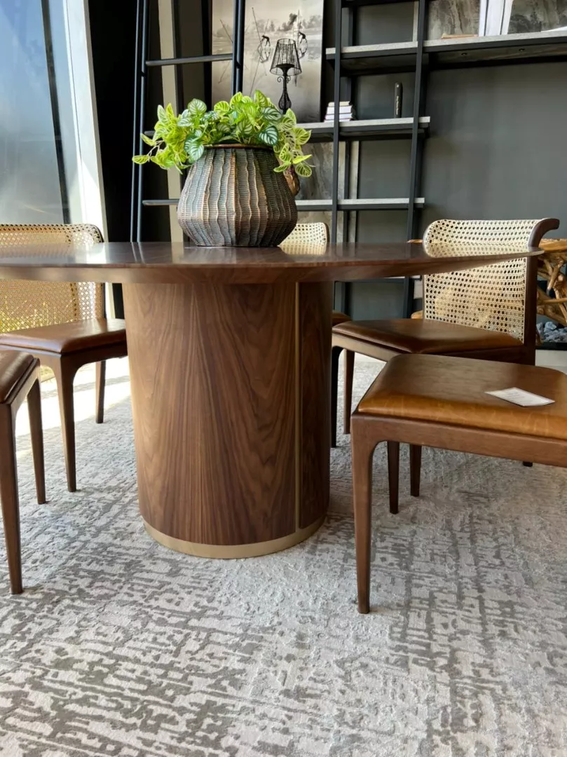 Mesa de Jantar Trois