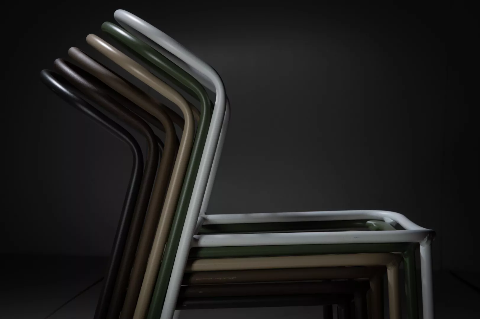 Cadeira Brava Com Futon (Empilhável)