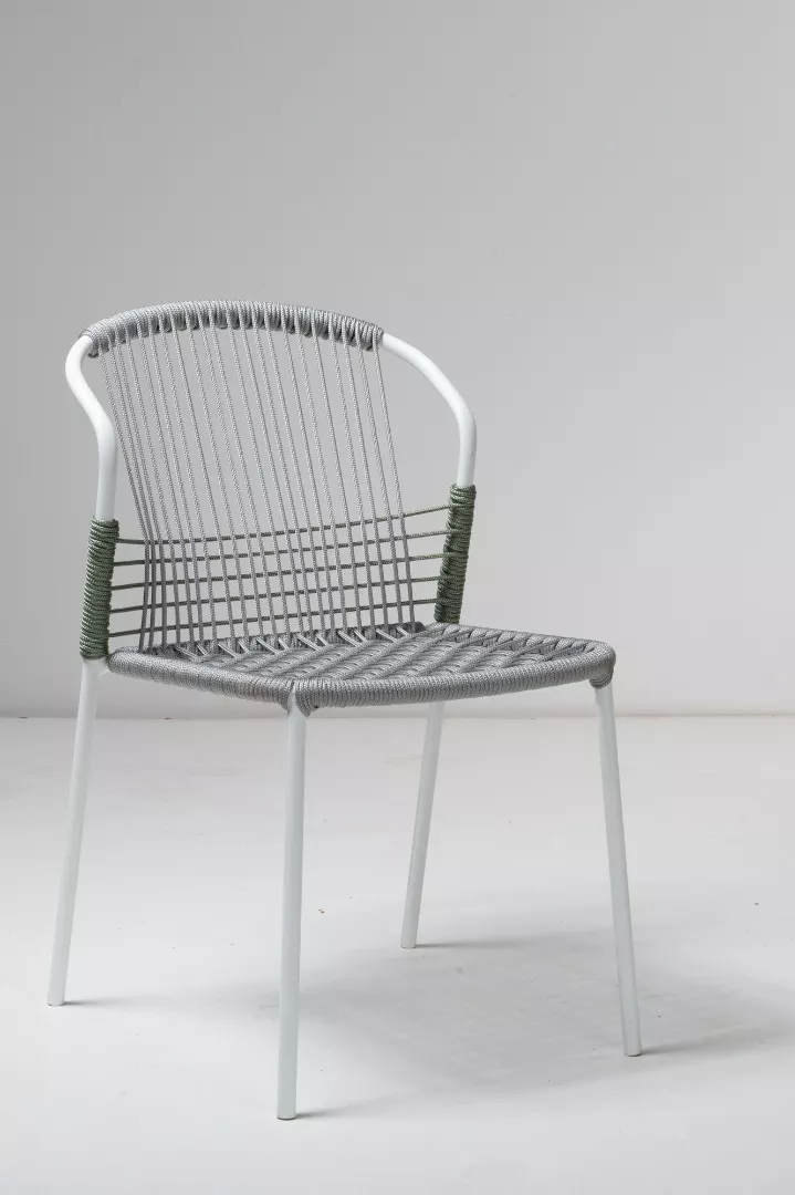 Cadeira Brava Com Futon (Empilhável)