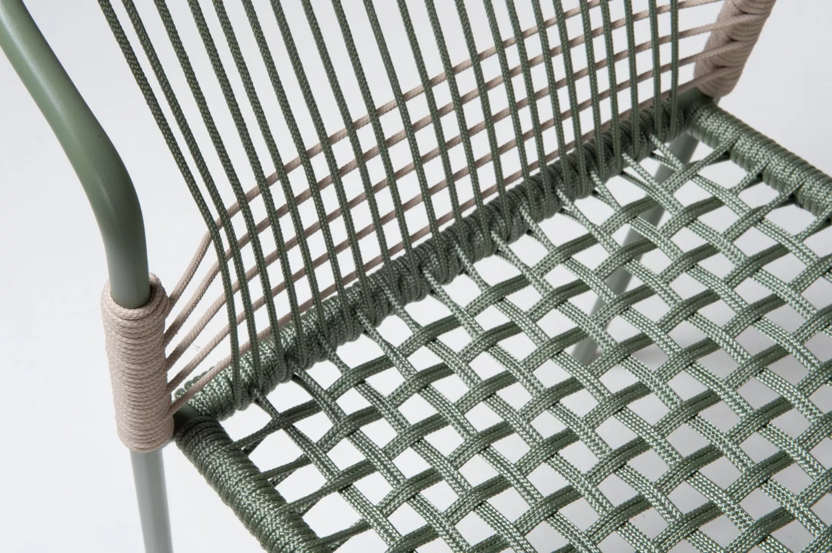 Cadeira Brava Com Futon (Empilhável)