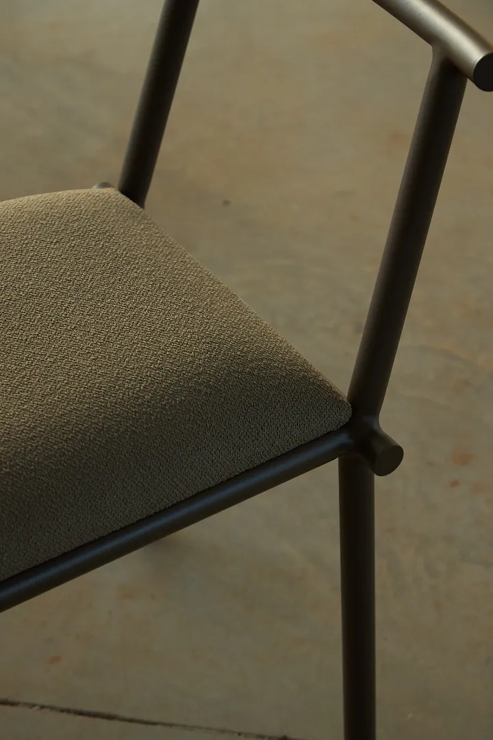 Cadeira Raízes Em Tela