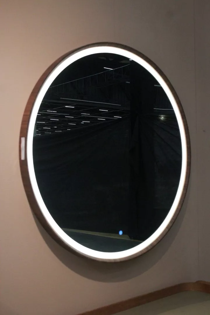 Espelho Loft Redondo com Iluminação