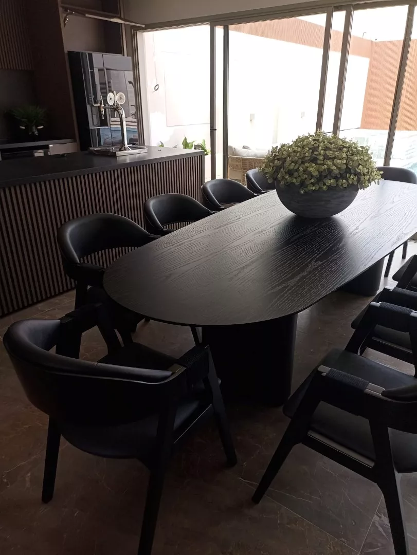 Mesa de Jantar Tubb Oblongo